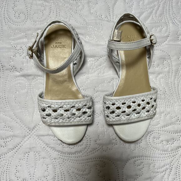 Janie And Jack Woven Sandals Size 11 - Picture 8 of 10